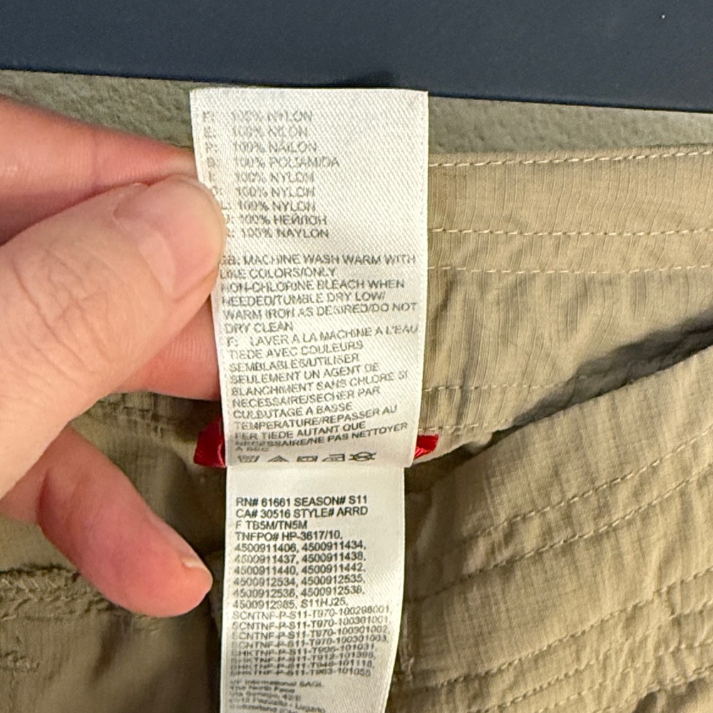 Women’s North Face Tan Pants - Picture 3 of 3
